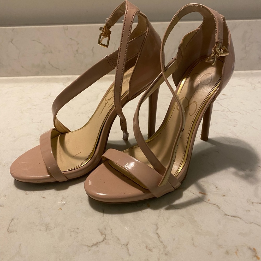 Jessica Simpson blush nude heels! Size 6. Slightly worn but good condition